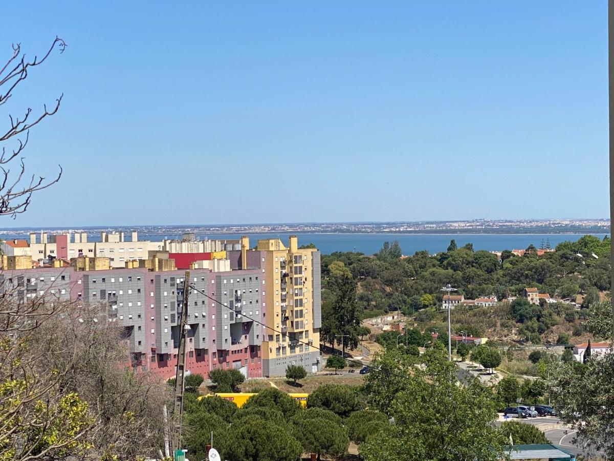 Flora'S Lisbon Lägenhet Exteriör bild